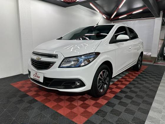 CHEVROLET ONIX 1.4 MPFI LTZ 8V FLEX 4P MANUAL CHEVROLET ONIX 1.4 MPFI LTZ 8V FLEX 4P MANUAL